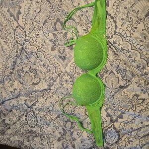 VS date push up bra 34B